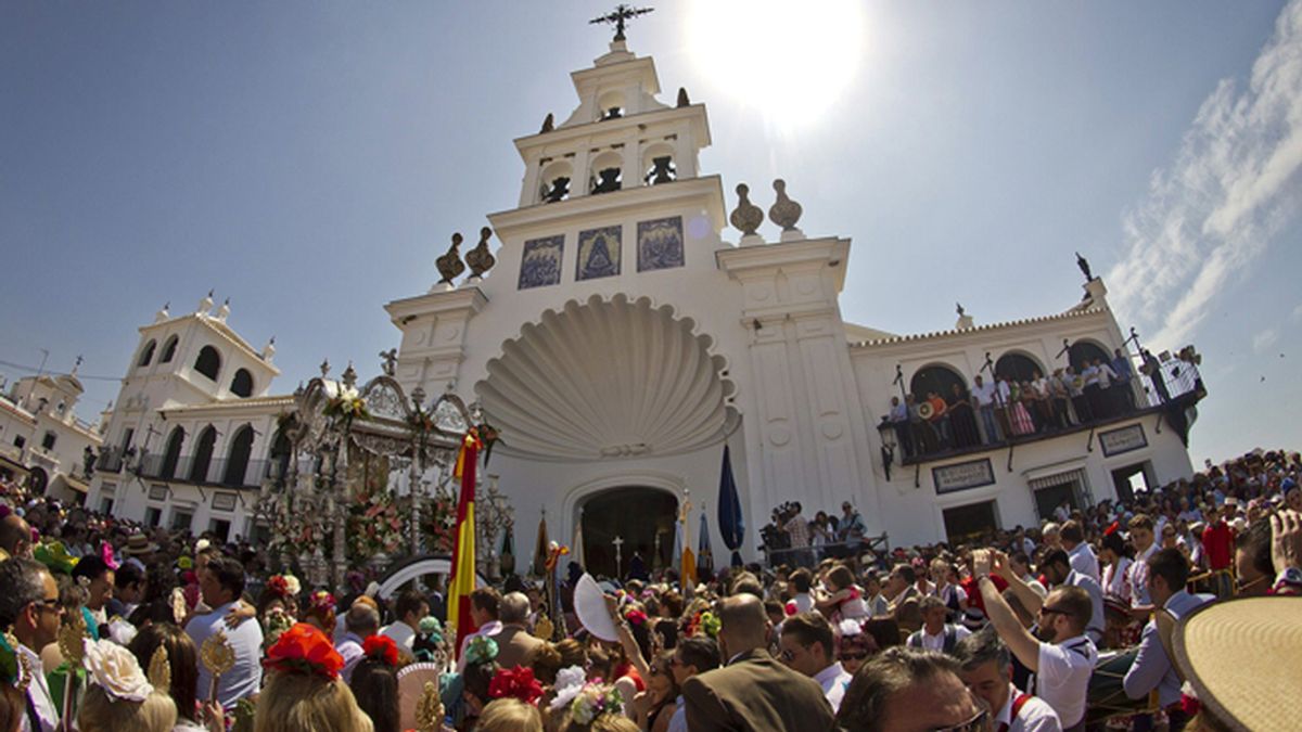 Se celebra El Rocío en Almonte, Huelva