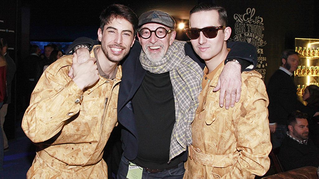 Con el gran Antonio Alvarado. Nuestros looks son de Ana Locking