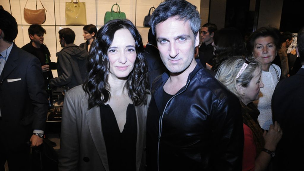 Ana Torrent y Ernesto Alterio en la inauguración de la nueva tienda de Emporio Armani