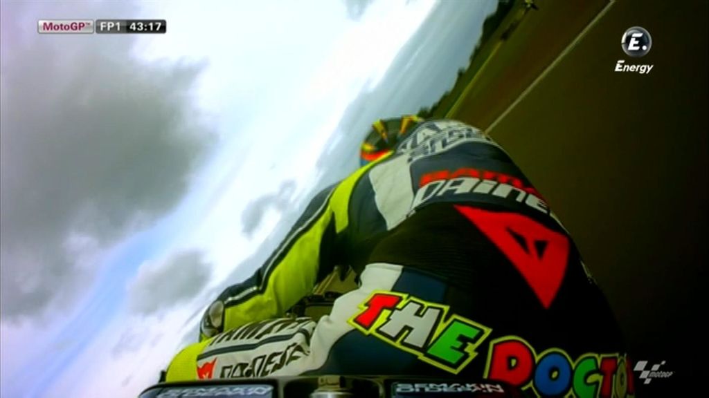 Valentino Rossi durante los libres