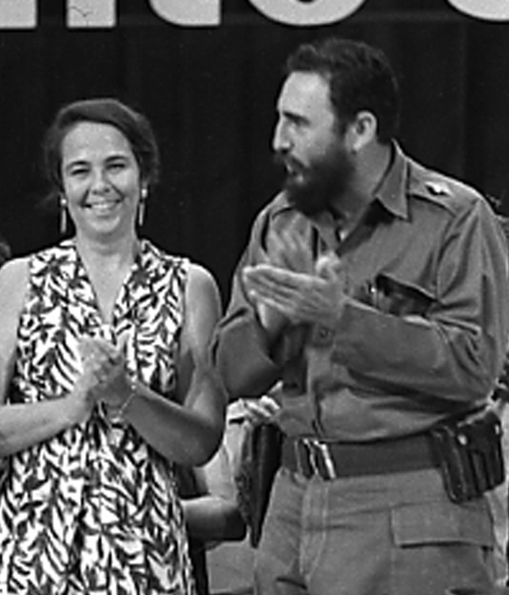 Con su esposa, Vilma Espin Guillois