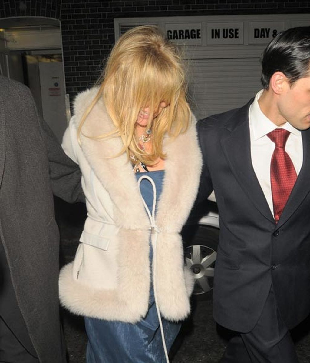 Goldie Hawn: Esta noche hay una... cena benéfica, vayamos todos a la cena benéfica