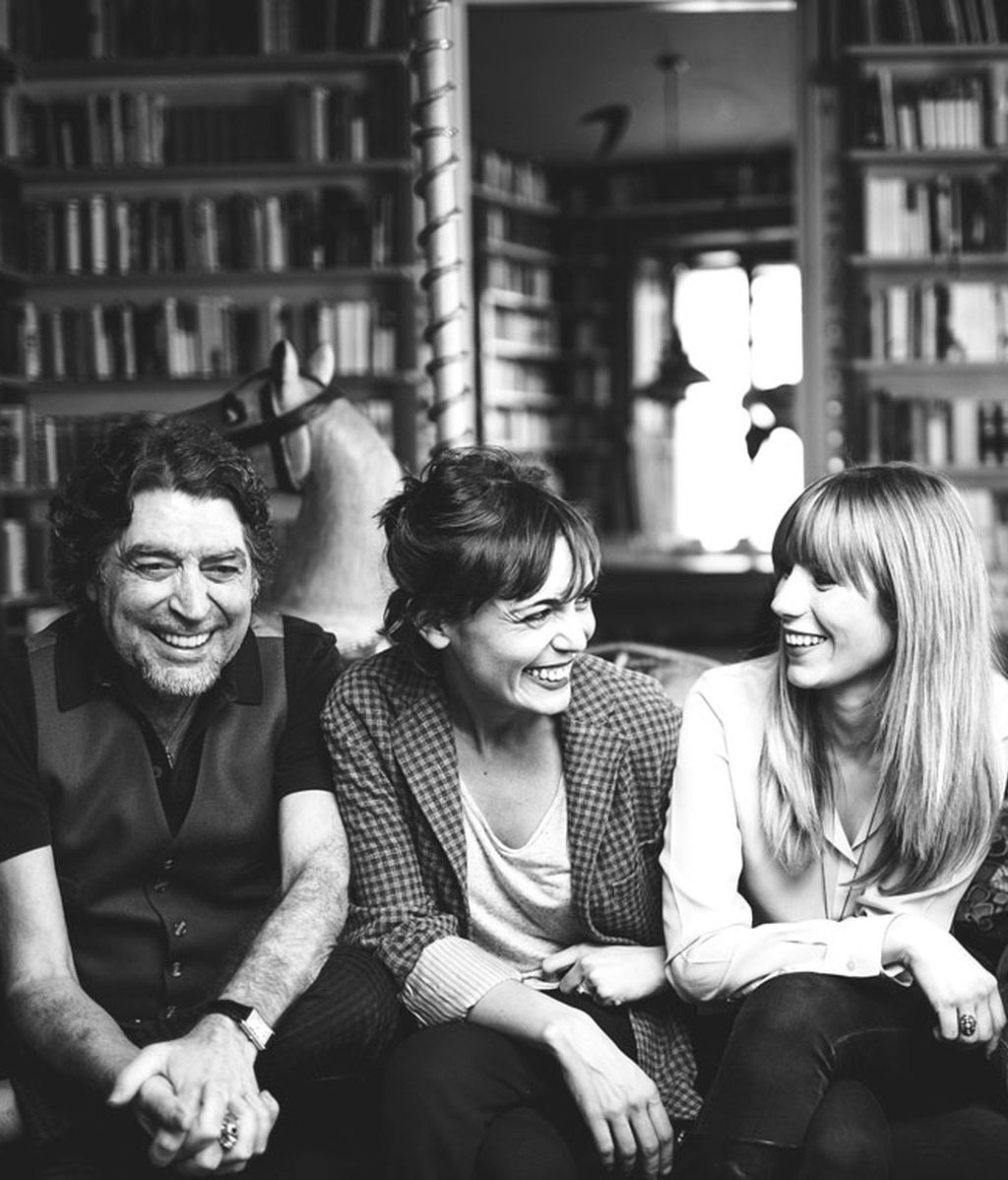 En casa de Sabina con el equipo de 'Epitafios': las fotos