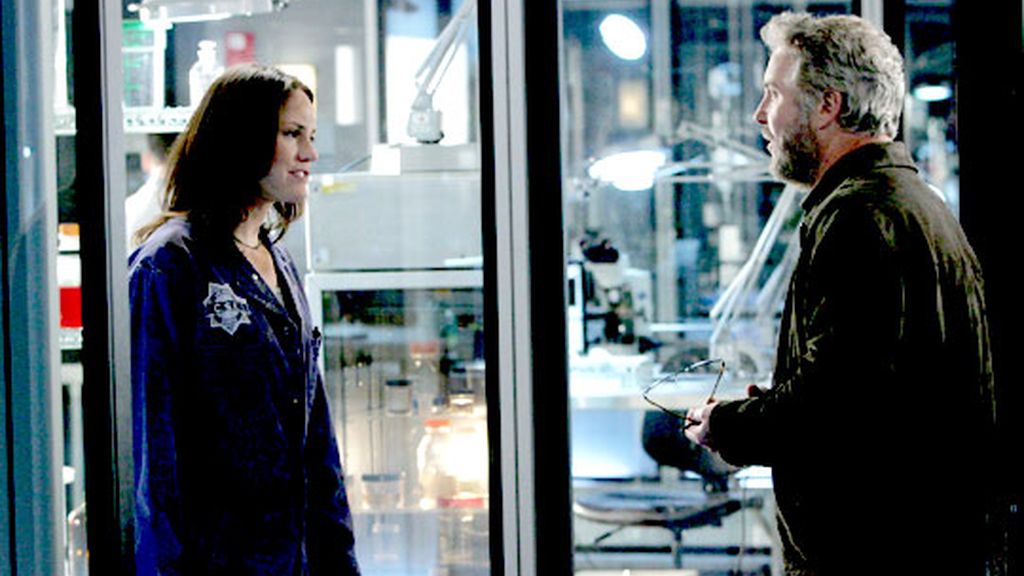 Cap. 15, T.7: 'La ley de la gravedad'