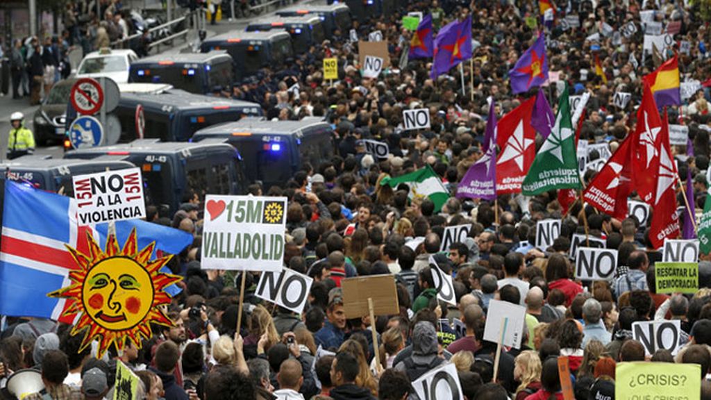 Cargas policiales en los alrededores del Congreso