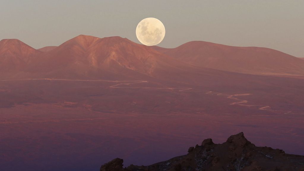La 'superluna' se come la Tierra