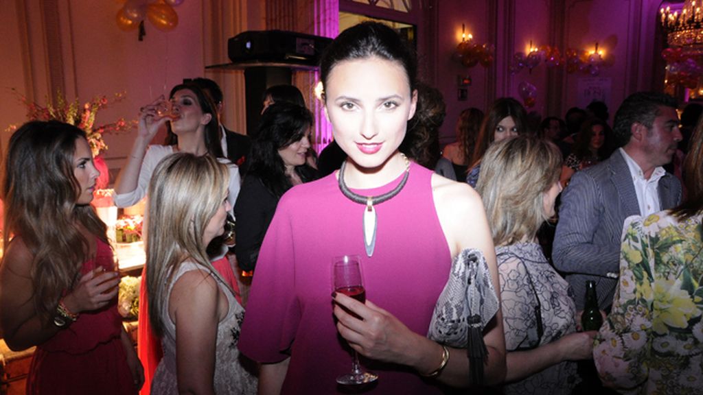 Blanca Suárez y Kira Miró, animado corrillo en la fiesta de Harper´s Baazar