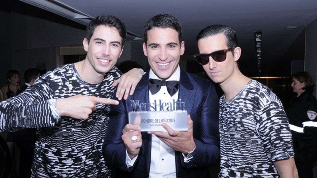 Posamos con uno de los hombres del año, Miguel Ángel Silvestre, vestidos de Isabel Marant para H&M