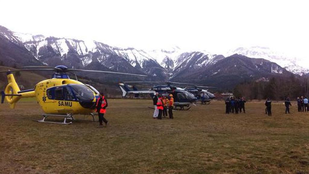 Difícil rescate de los cuerpos de los fallecidos en el accidente aéreo