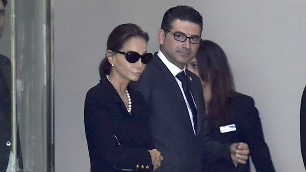 Isabel Preysler, en su llegada este martes al tanatorio