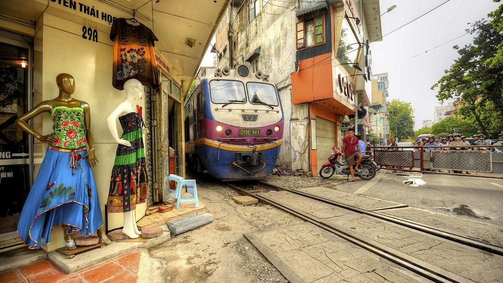 Vietnam, donde el tren es un vecino más