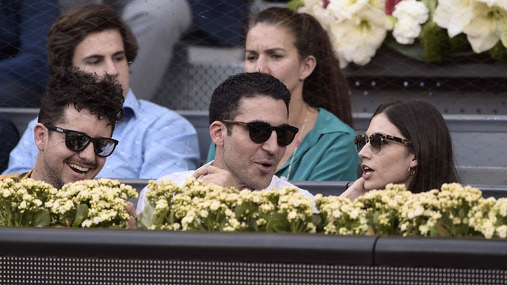 Miguel Ángel Silvestre y Úrsula estuvieron comentando el partido