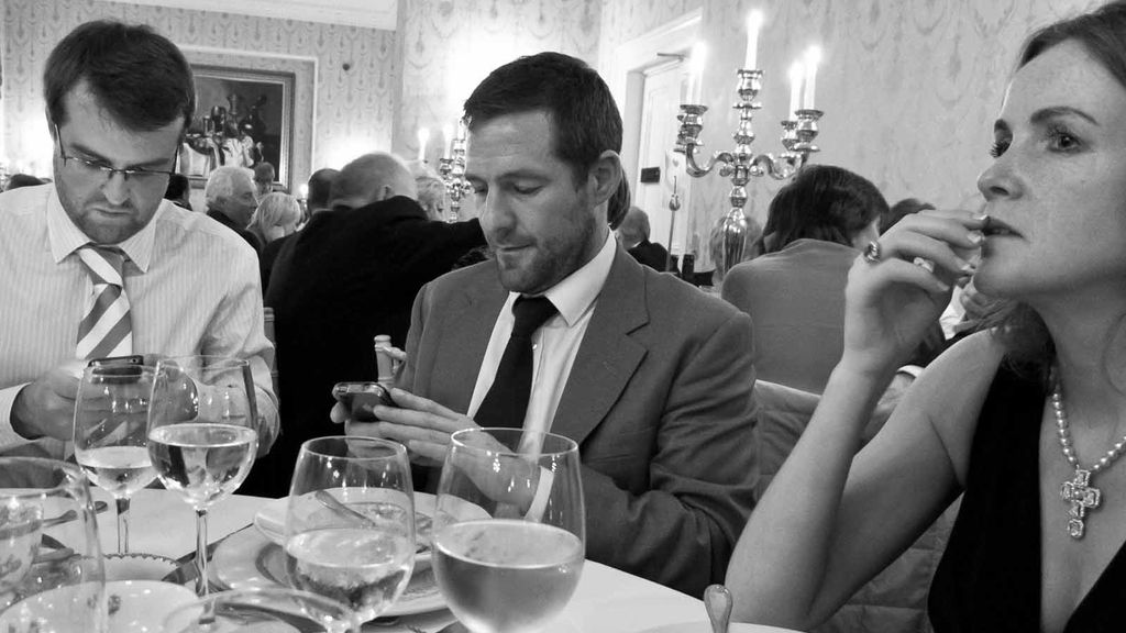 Los móviles 'matan' a la conversación