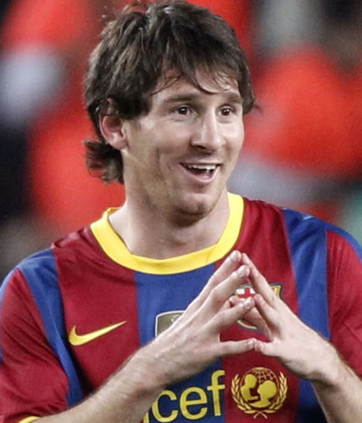 Messi resuelve un partido soso y sin brillo Messi resuelve un partido soso y sin brillo