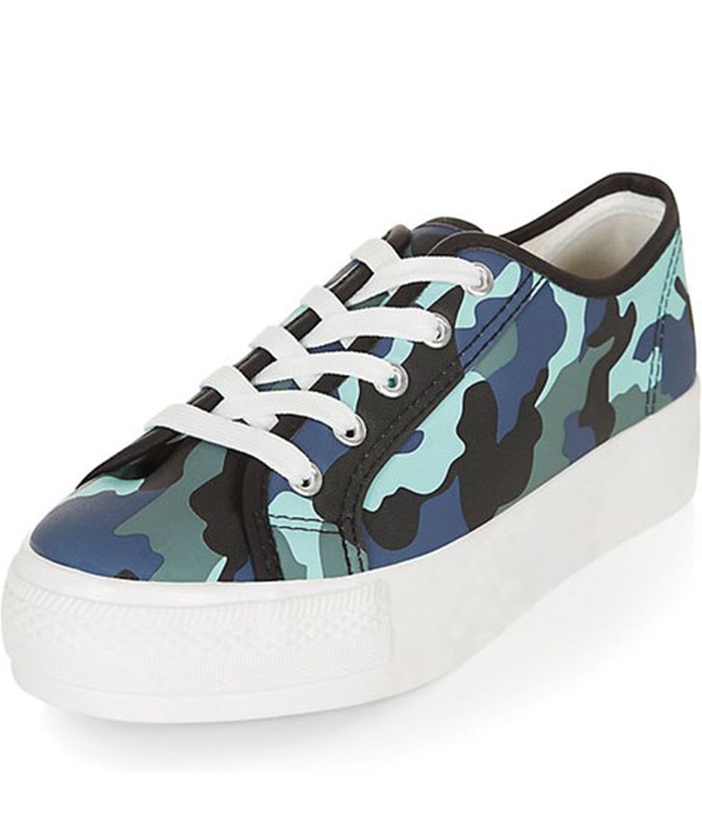 Con estampado militar