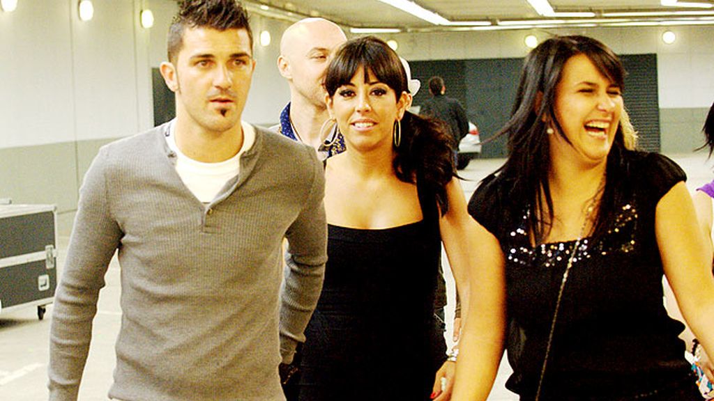 Los jugadores del Fc barcelona con sus novias en el concierto de Shakira