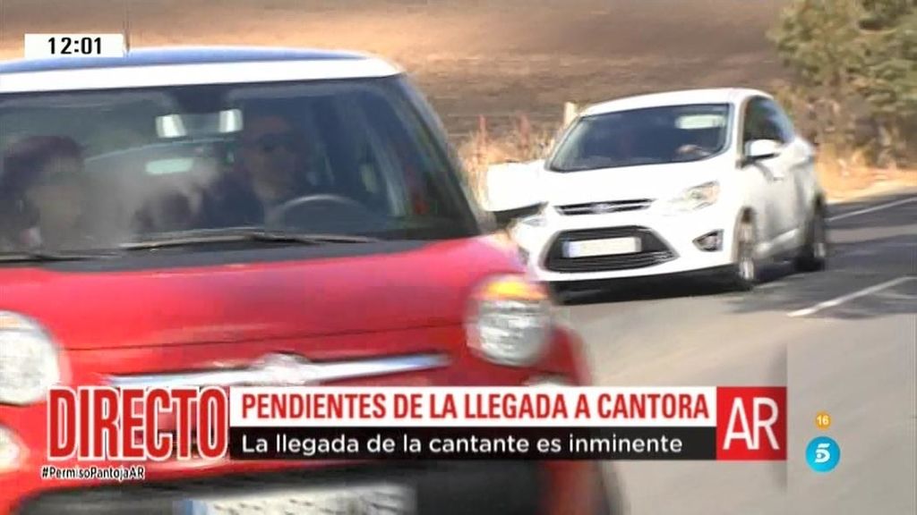 La cantante se mostró más seria que en otras ocasiones