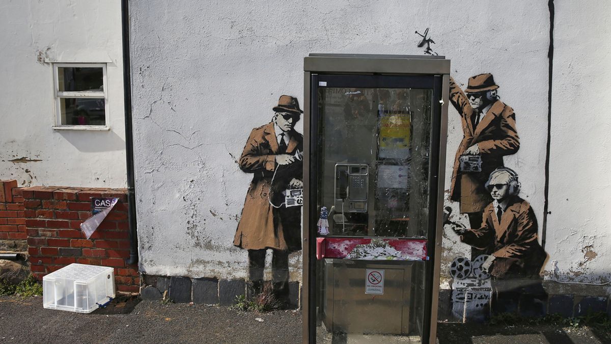 Banksy ilustra el espionaje