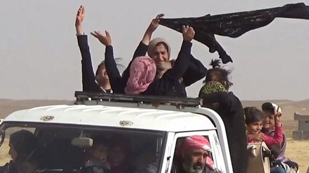 Así expresan la libertad las mujeres que huyen del ISIS
