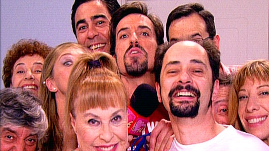 Cap. 10:  'Alcohol, langostinos y el cornudo de España'