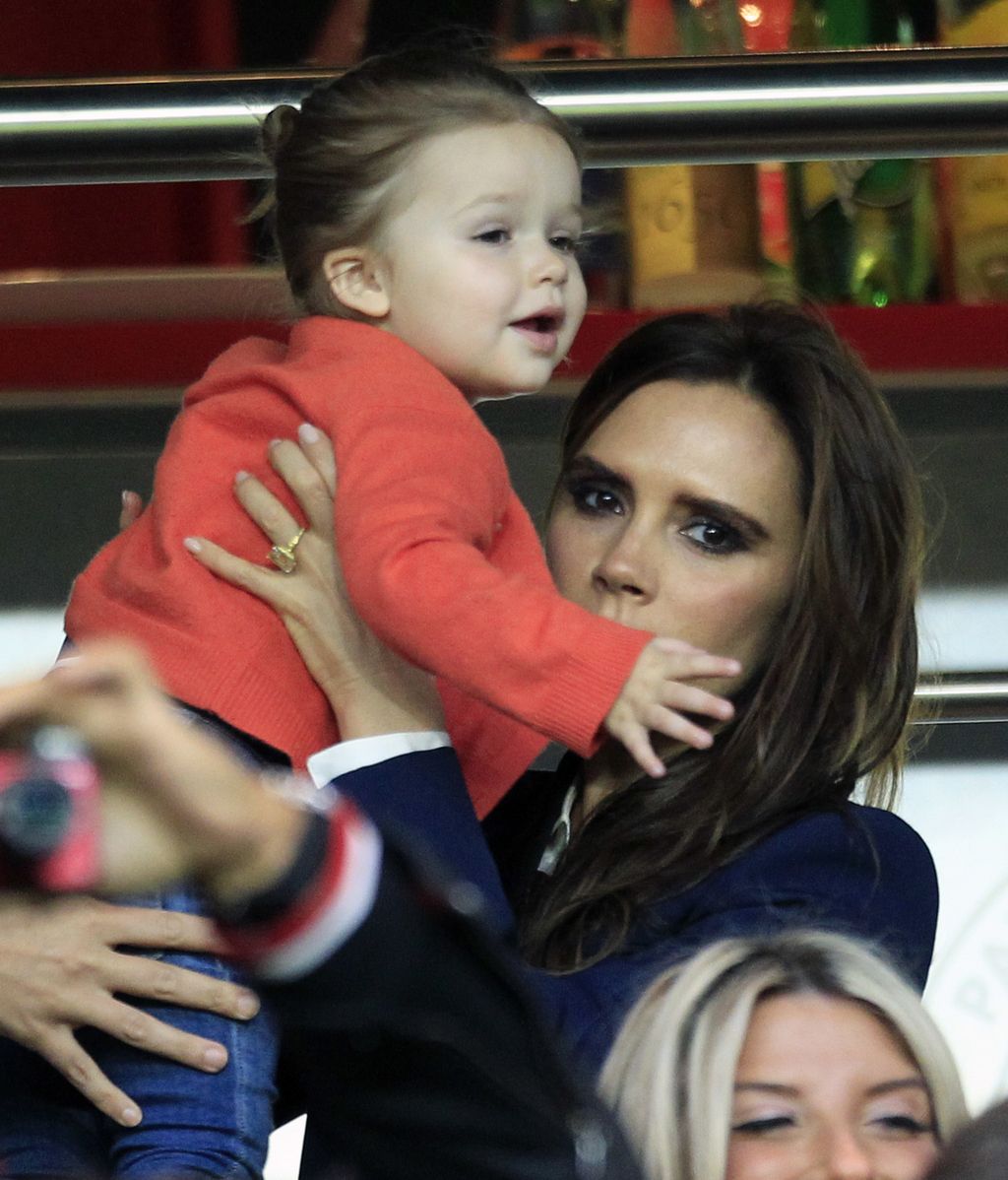 Victoria Beckham se emocionó en las gradas