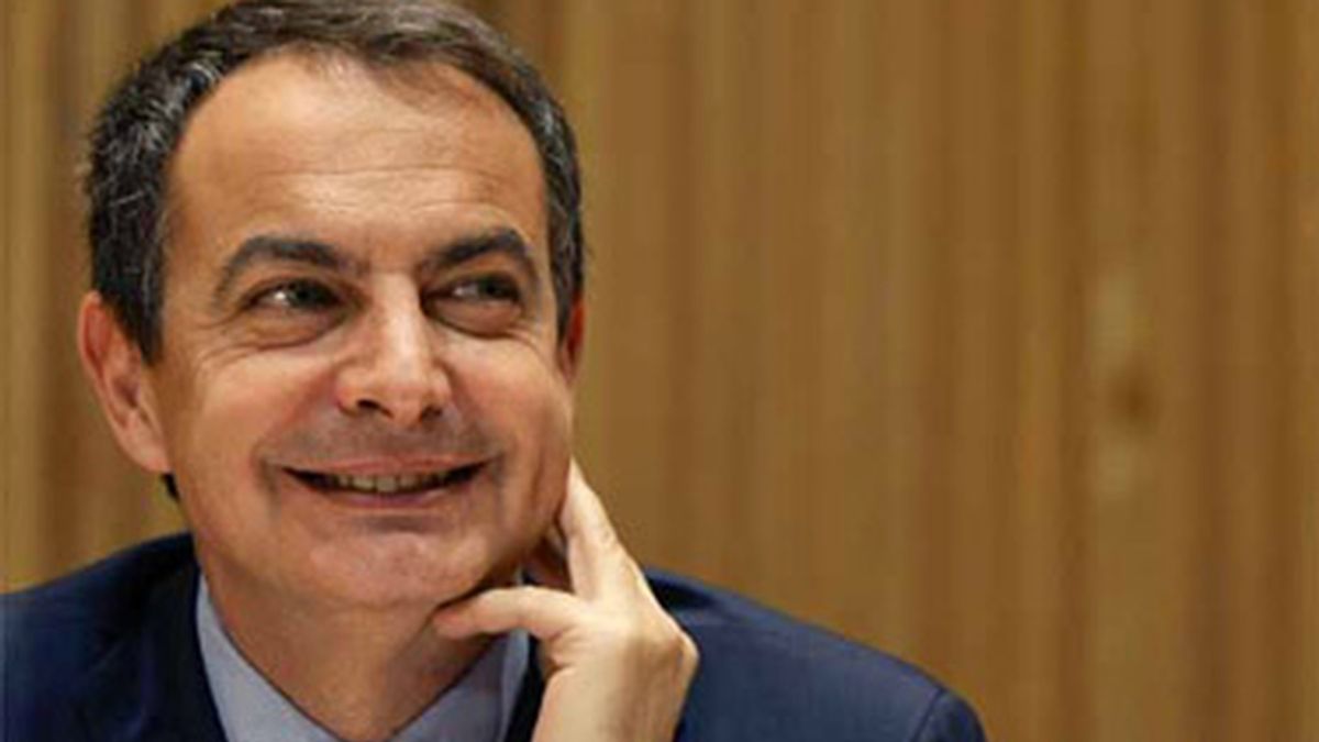 Zapatero buscará "grandes acuerdos" parlamentarios para reformar el mercado laboral, pensiones y Ley de Cajas
