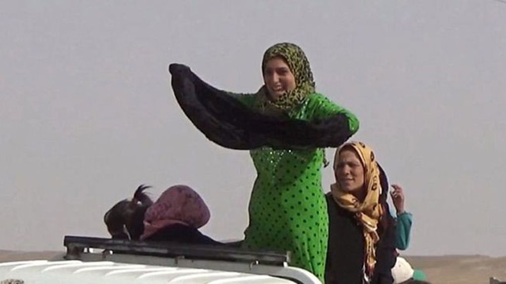 Así expresan la libertad las mujeres que huyen del ISIS