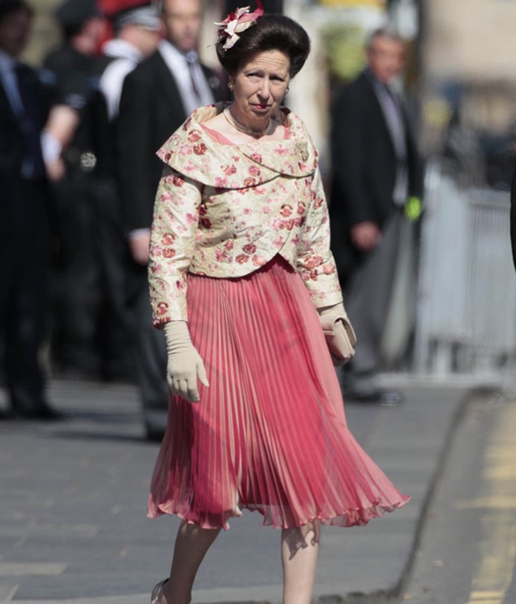 Estilismos desacertados en la boda de Zara Phillips