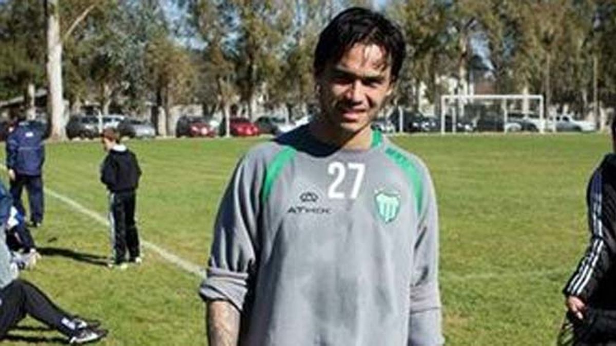 Fallece en pleno partido el jugador argentino Héctor Sanabria