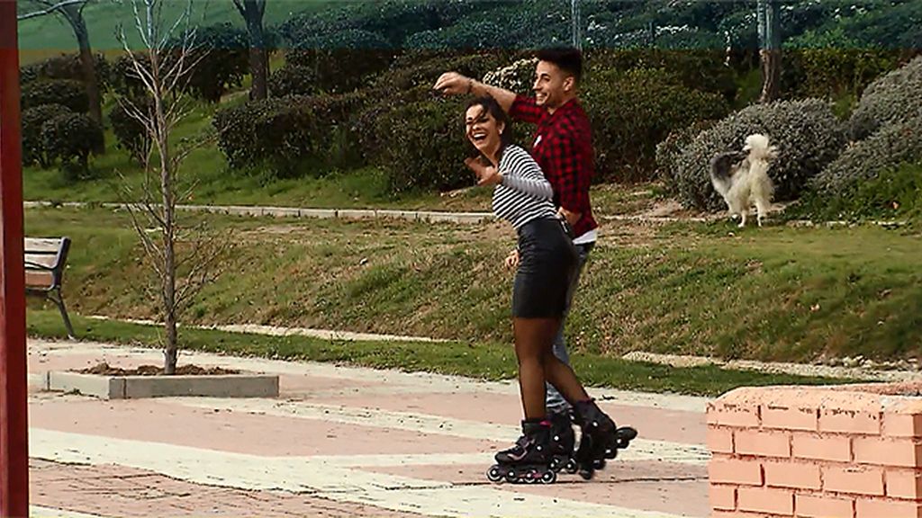 Ruth rechaza el beso de Ángel