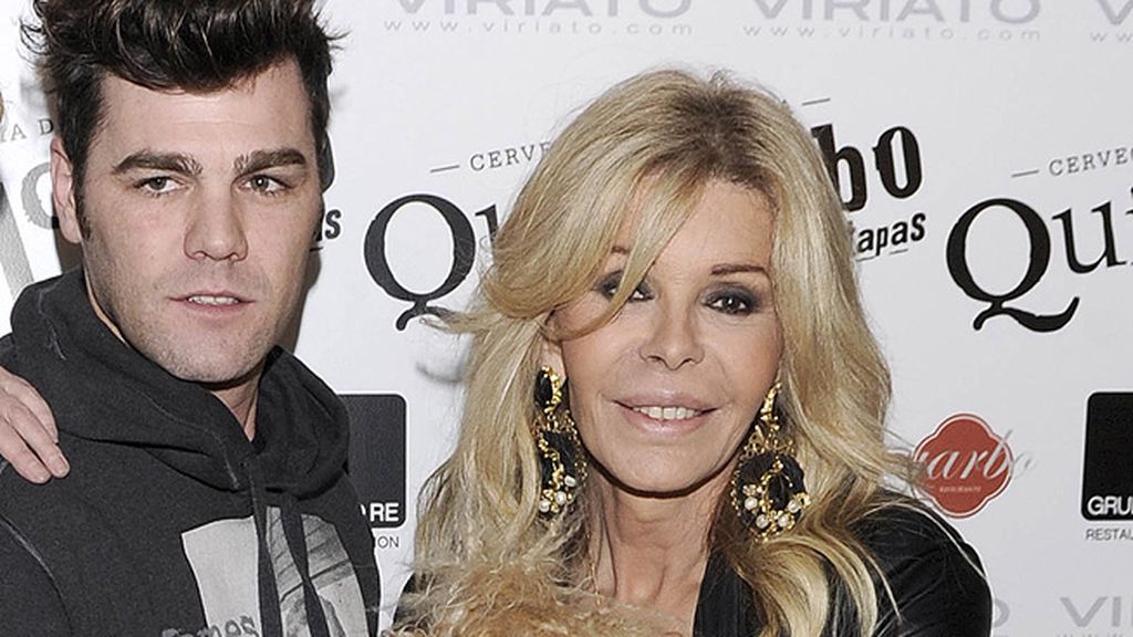 El DJ acudió a la inauguración de la cervecería Quilombo