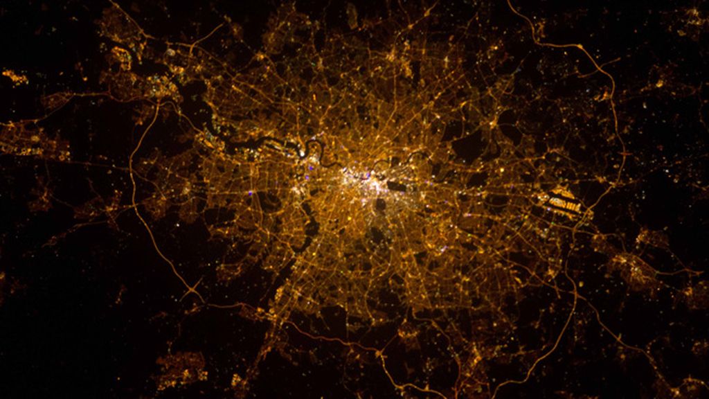 Ciudades brillantes desde el espacio