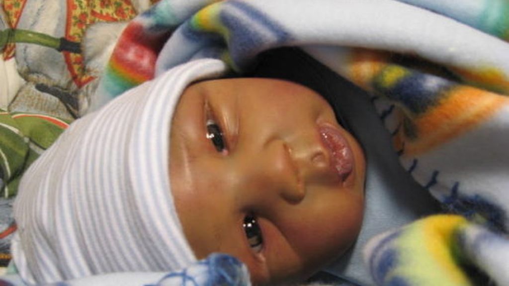 Los bebés artificiales llegan al mercado español