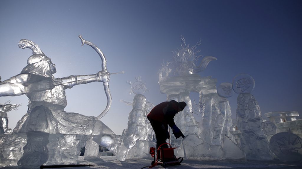 Las increíbles obras talladas en hielo y nieve del Festival de Harbin
