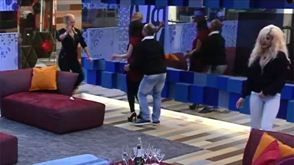 Copas, música y muchas rísas... así es Kiko de noche