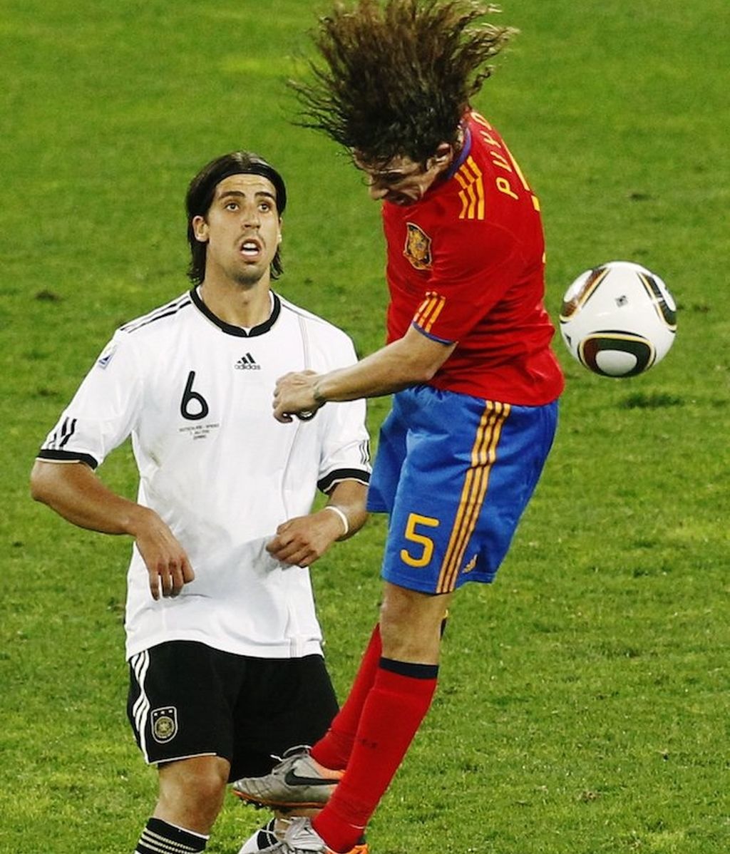 ¡Viva Puyol y su look agromán!