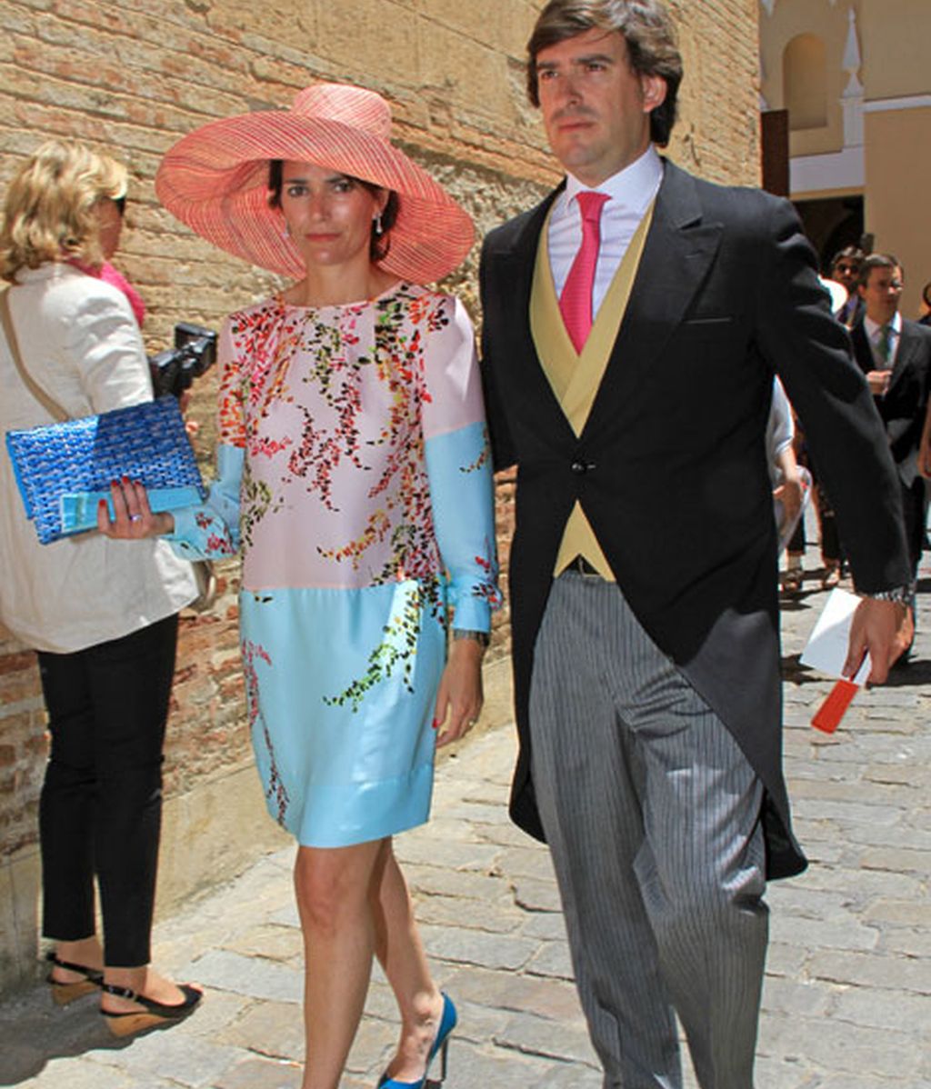 Hubo mucho color en los trajes de los invitados