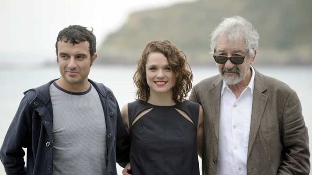 El equipo de 'El muerto y ser feliz'