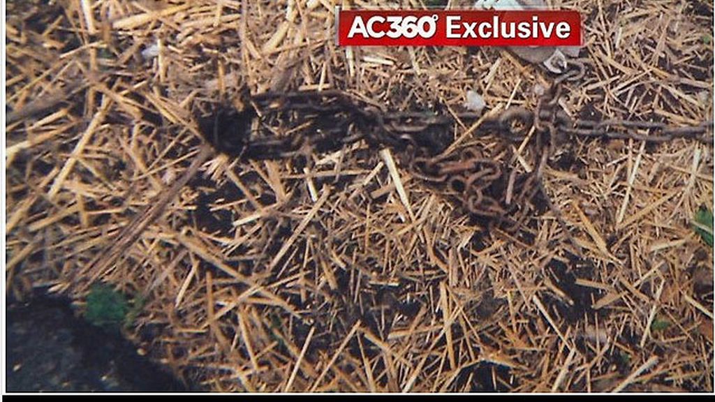 El patio de Ariel Castro en la casa de los horrores de Cleveland