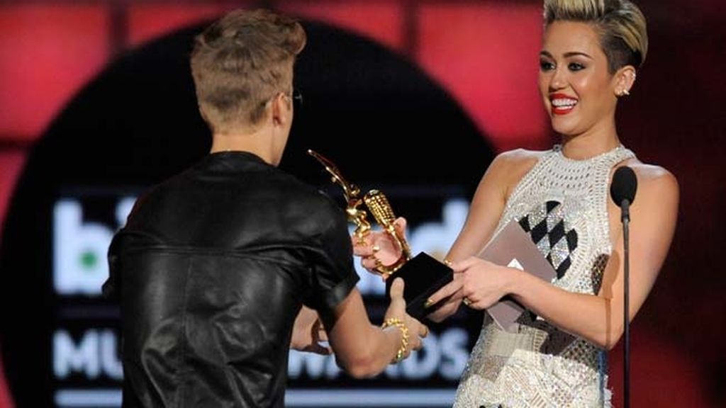 Música y guapos en los ‘Premios Billboard’