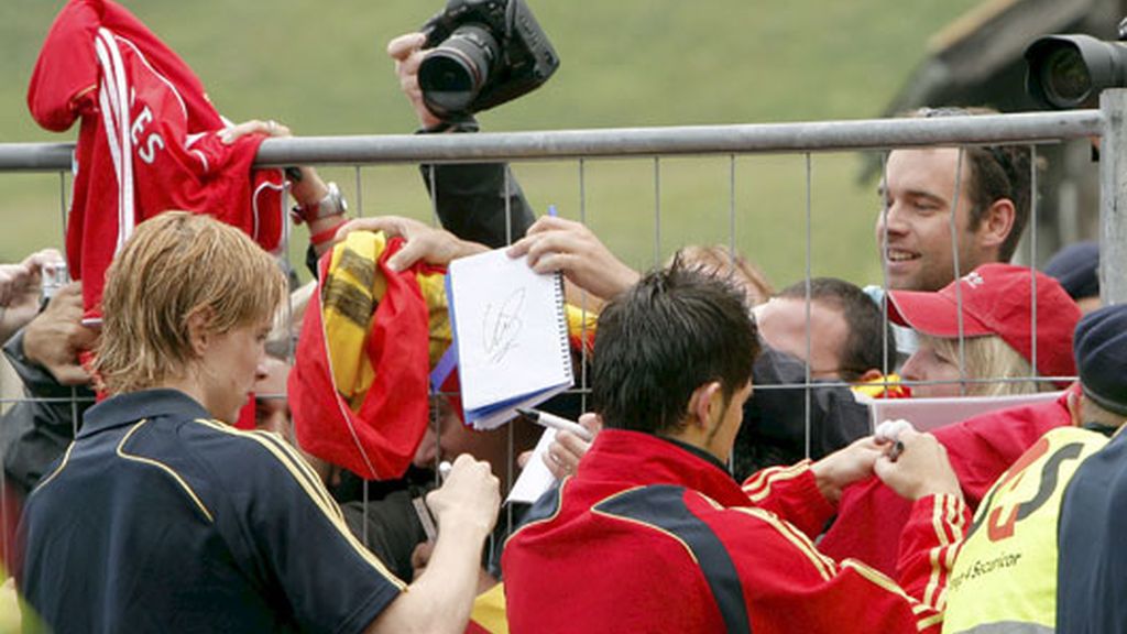 ESPAÑA VUELVE A LOS ENTRENAMIENTOS