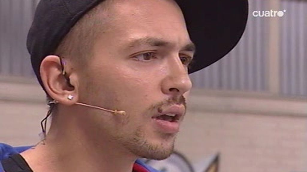 Bronca monumental de Beji a Jonathan