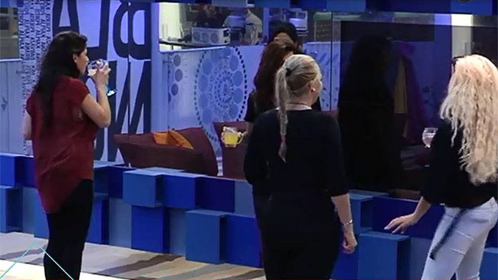 Copas, música y muchas rísas... así es Kiko de noche