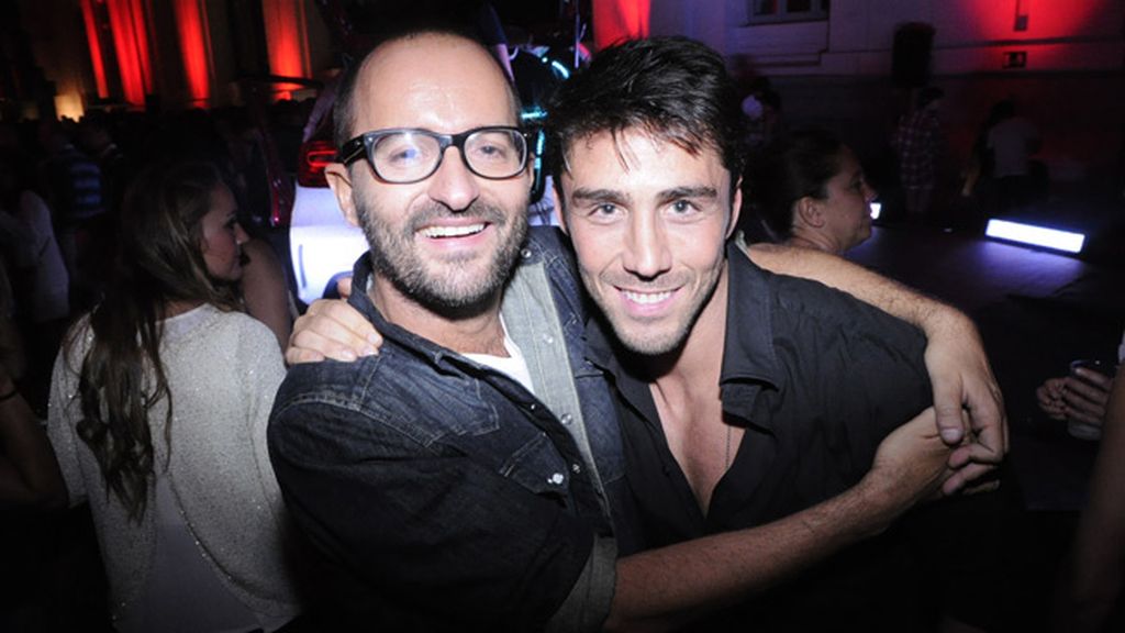 Fernando González Molina, director de "Tengo ganas de tí", junto al actor Rubén Sanz.