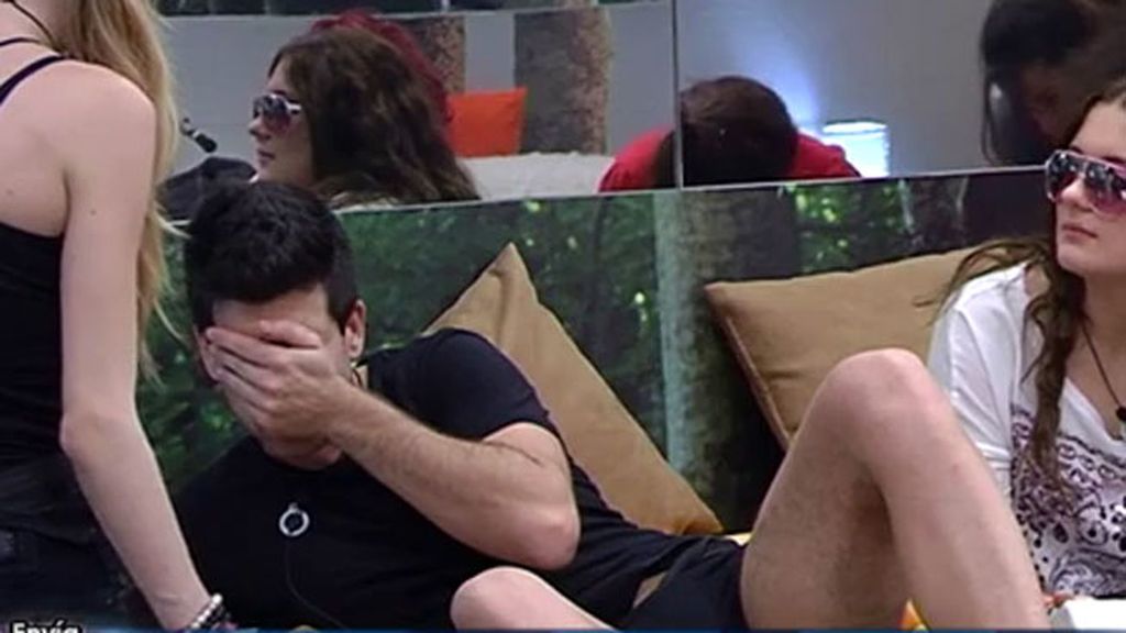 Las chicas disfrutaron de la sesión de depilación