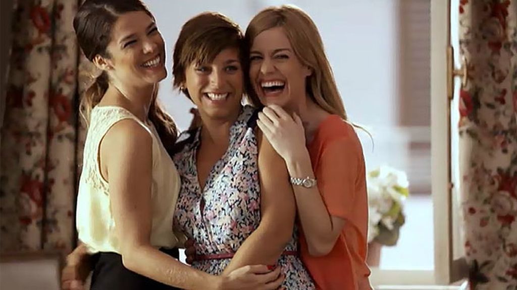 Los padres, tres hermanas, dos nietos y multitud de historias