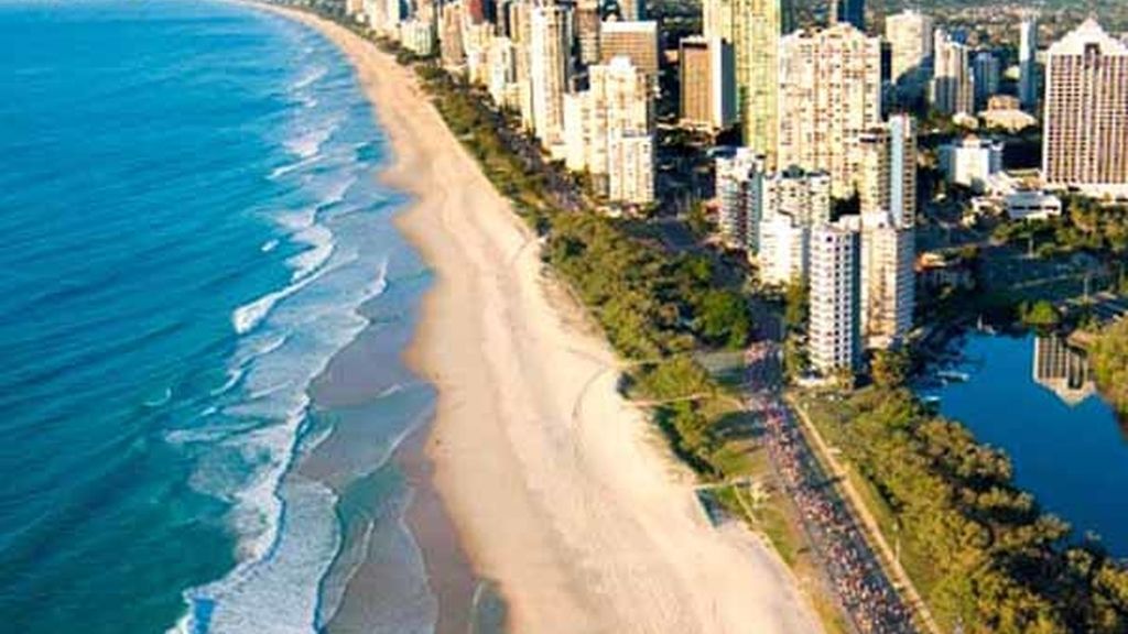 Sunshine Beach, Australia, casi 60 kilómetros de playa edificada
