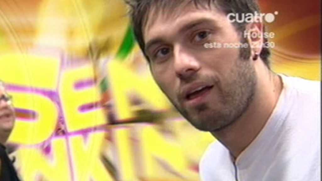 Dani contando un chiste en el ranking