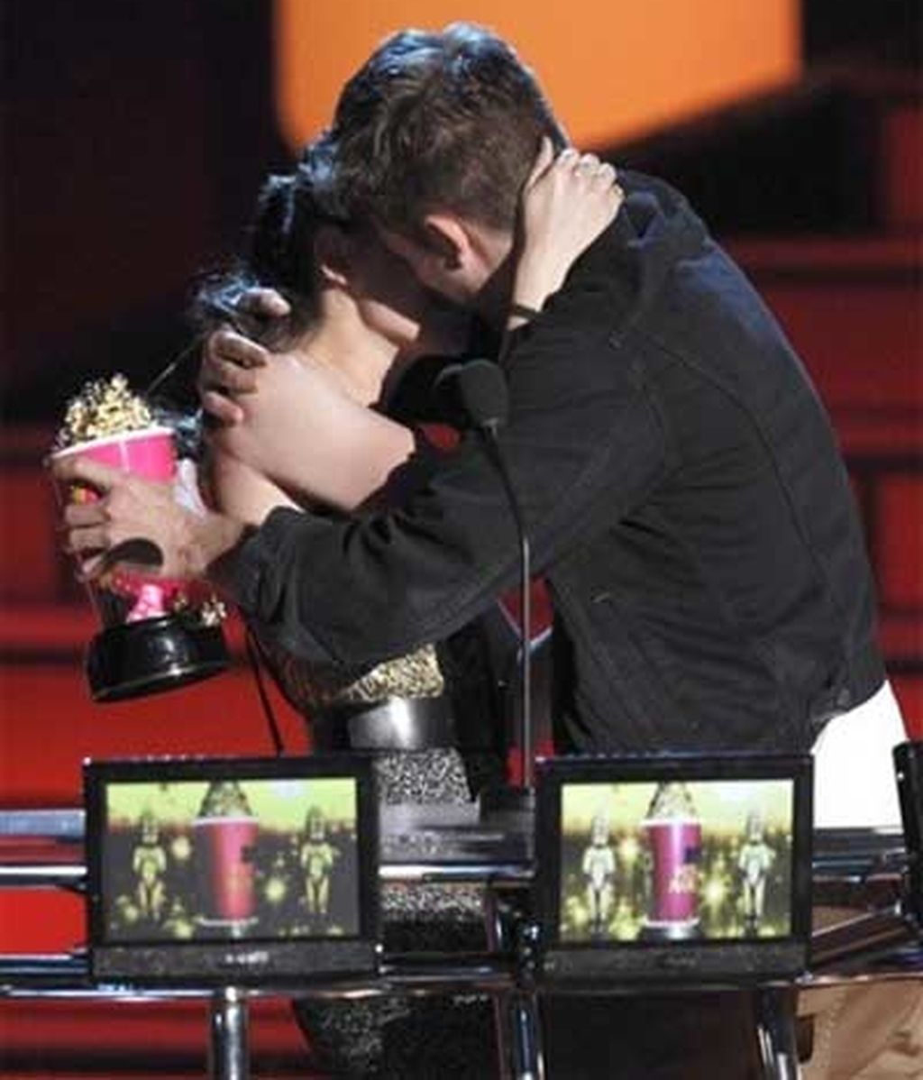 Robert Pattinson y Kristen Stewart