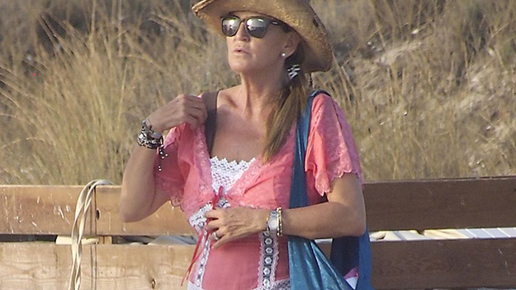 Susana acudió a la presentación de la colección de joyas de Elena Tablada
